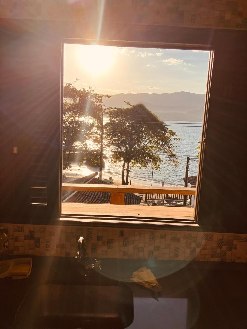 Yellow House Beira Mar Portinho Villa Ilhabela Buitenkant foto
